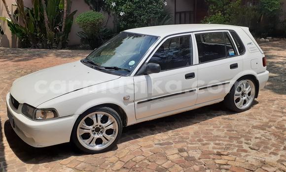 Nunua Ilio tumika Toyota Tacoma Nyeupe Gari ndani ya Beitbridge nchini Matabeleland Kusini Nunua Ilio tumika Toyota Tacoma Nyeupe Gari ndani ya Beitbridge nchini Matabeleland Kusini