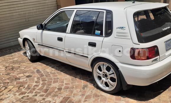 Nunua Ilio tumika Toyota Tacoma Nyeupe Gari ndani ya Beitbridge nchini Matabeleland Kusini Nunua Ilio tumika Toyota Tacoma Nyeupe Gari ndani ya Beitbridge nchini Matabeleland Kusini