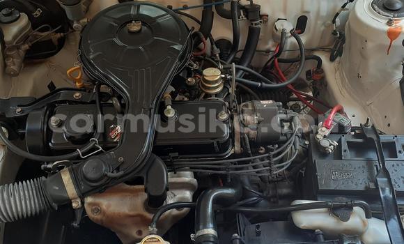 Nunua Ilio tumika Toyota Tacoma Nyeupe Gari ndani ya Beitbridge nchini Matabeleland Kusini Nunua Ilio tumika Toyota Tacoma Nyeupe Gari ndani ya Beitbridge nchini Matabeleland Kusini