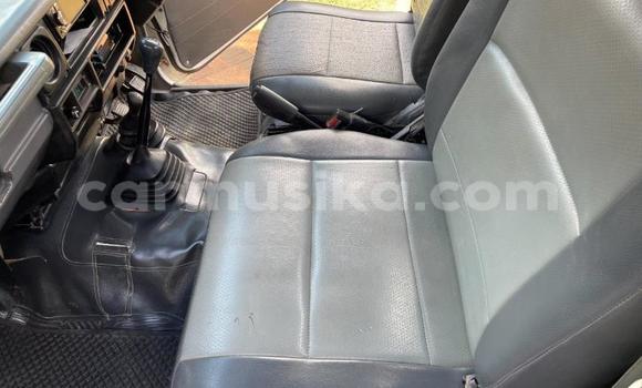 Acheter Occasion Voiture Toyota Land Cruiser Blanc à Beitbridge, Matabeleland South Acheter Occasion Voiture Toyota Land Cruiser Blanc à Beitbridge, Matabeleland South