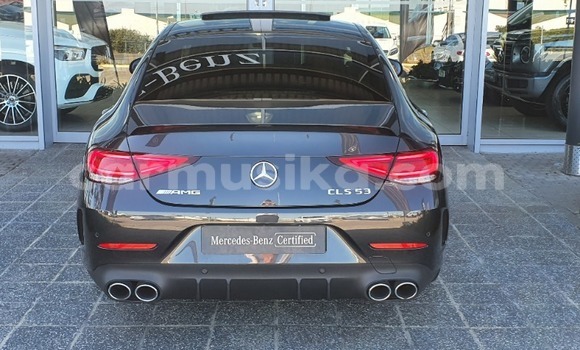 Nunua Ilio tumika Mercedes-Benz CLS250 Nyeusi Gari ndani ya Beitbridge nchini Matabeleland Kusini