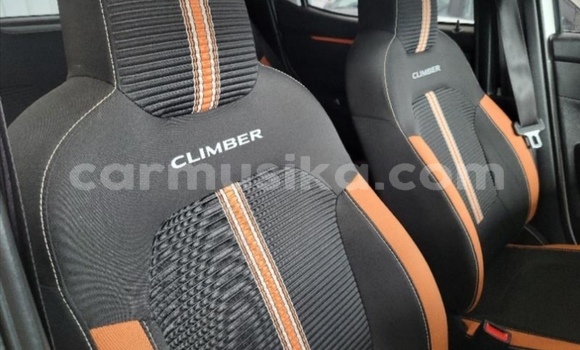 Acheter Occasion Voiture Renault KWID Blanc à Beitbridge, Matabeleland South Acheter Occasion Voiture Renault KWID Blanc à Beitbridge, Matabeleland South