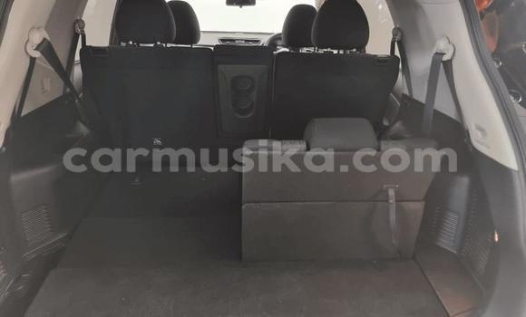 Nunua Ilio tumika Nissan X–Trail Beige Gari ndani ya Beitbridge nchini Matabeleland Kusini Nunua Ilio tumika Nissan X–Trail Beige Gari ndani ya Beitbridge nchini Matabeleland Kusini