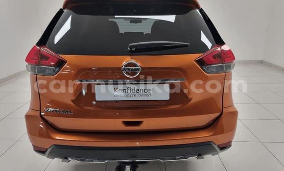 Nunua Ilio tumika Nissan X–Trail Beige Gari ndani ya Beitbridge nchini Matabeleland Kusini Nunua Ilio tumika Nissan X–Trail Beige Gari ndani ya Beitbridge nchini Matabeleland Kusini