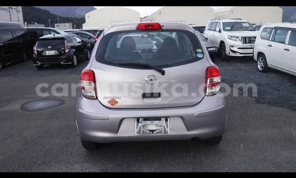 Nunua Ilio tumika Nissan March Beige Gari ndani ya Beitbridge nchini Matabeleland Kusini Nunua Ilio tumika Nissan March Beige Gari ndani ya Beitbridge nchini Matabeleland Kusini