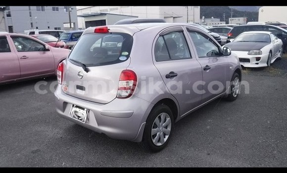 Nunua Ilio tumika Nissan March Beige Gari ndani ya Beitbridge nchini Matabeleland Kusini Nunua Ilio tumika Nissan March Beige Gari ndani ya Beitbridge nchini Matabeleland Kusini