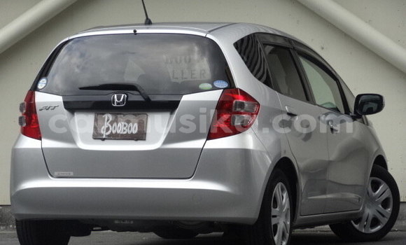 Acheter Occasion Voiture Honda Fit Gris à Beitbridge, Matabeleland South Acheter Occasion Voiture Honda Fit Gris à Beitbridge, Matabeleland South