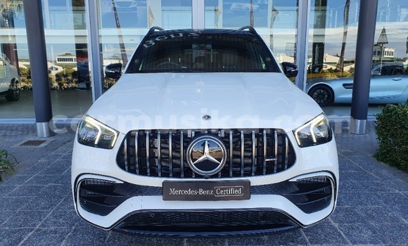 Acheter Occasion Voiture Mercedes-Benz E-Classe Blanc à Beitbridge, Matabeleland South Acheter Occasion Voiture Mercedes-Benz E-Classe Blanc à Beitbridge, Matabeleland South