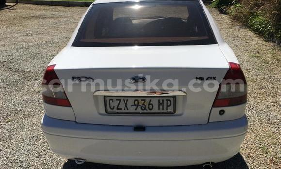 Tenga Tsaru Ford Ikon Chena Mota in Beitbridge in Matabeleland South Tenga Tsaru Ford Ikon Chena Mota in Beitbridge in Matabeleland South