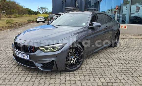 Acheter Occasion Voiture BMW M4 Gris à Beitbridge, Matabeleland South Acheter Occasion Voiture BMW M4 Gris à Beitbridge, Matabeleland South