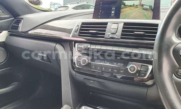 Acheter Occasion Voiture BMW M4 Gris à Beitbridge, Matabeleland South Acheter Occasion Voiture BMW M4 Gris à Beitbridge, Matabeleland South