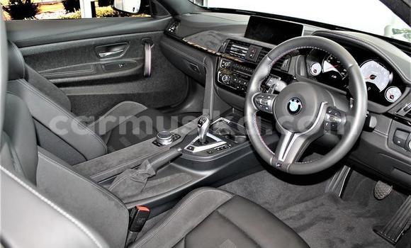 Acheter Occasion Voiture BMW M4 Bleu à Beitbridge, Matabeleland South Acheter Occasion Voiture BMW M4 Bleu à Beitbridge, Matabeleland South