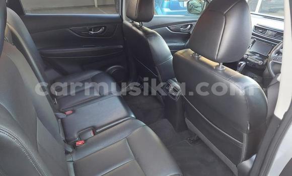 Acheter Occasion Voiture Nissan X–Trail Gris à Beitbridge, Matabeleland South Acheter Occasion Voiture Nissan X–Trail Gris à Beitbridge, Matabeleland South
