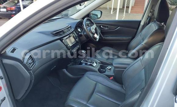 Acheter Occasion Voiture Nissan X–Trail Gris à Beitbridge, Matabeleland South Acheter Occasion Voiture Nissan X–Trail Gris à Beitbridge, Matabeleland South