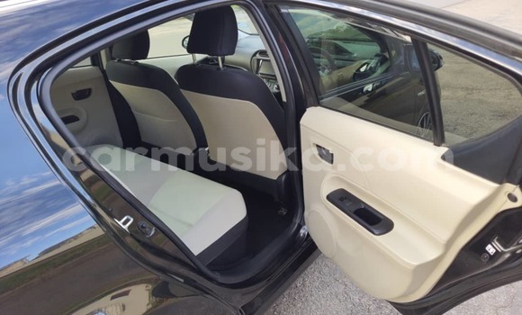 Buy Import Toyota Aqua Black Car in Harare in Harare Buy Import Toyota Aqua Black Car in Harare in Harare