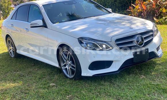 Buy Import Mercedes-Benz E-Classe White Car in Harare in Harare