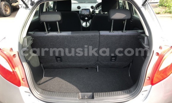 Buy Used Mazda Demio Silver Car in Beitbridge in Matabeleland South Buy Used Mazda Demio Silver Car in Beitbridge in Matabeleland South