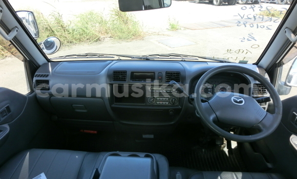 Buy Used Mazda Bongo Friendee White Car in Beitbridge in Matabeleland South Buy Used Mazda Bongo Friendee White Car in Beitbridge in Matabeleland South