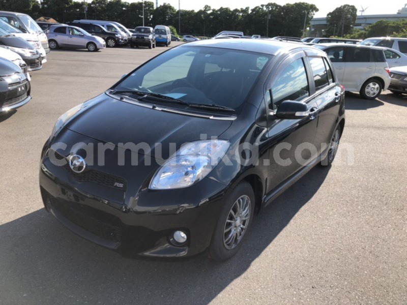 Big with watermark toyota vitz matabeleland south beitbridge 30260