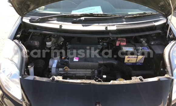 Nunua Ilio tumika Toyota Vitz Nyeusi Gari ndani ya Beitbridge nchini Matabeleland Kusini Nunua Ilio tumika Toyota Vitz Nyeusi Gari ndani ya Beitbridge nchini Matabeleland Kusini