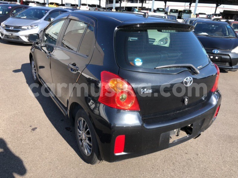 Big with watermark toyota vitz matabeleland south beitbridge 30260