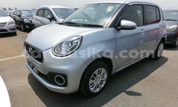 Buy Used Toyota Passo Silver Car in Beitbridge in Matabeleland South Buy Used Toyota Passo Silver Car in Beitbridge in Matabeleland South