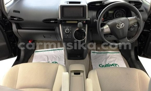 Acheter Occasion Voiture Toyota Wish Noir à Beitbridge, Matabeleland South Acheter Occasion Voiture Toyota Wish Noir à Beitbridge, Matabeleland South