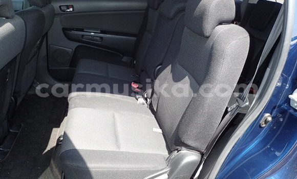 Nunua Ilio tumika Toyota Wish Bluu Gari ndani ya Beitbridge nchini Matabeleland Kusini Nunua Ilio tumika Toyota Wish Bluu Gari ndani ya Beitbridge nchini Matabeleland Kusini