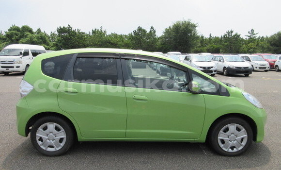 Tenga Tsaru Honda Fit Beige Mota in Beitbridge in Matabeleland South Tenga Tsaru Honda Fit Beige Mota in Beitbridge in Matabeleland South