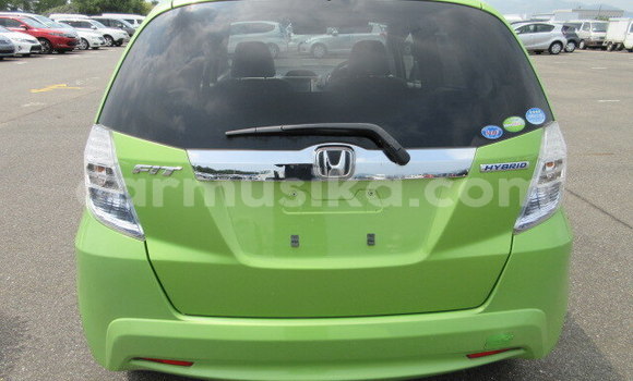 Tenga Tsaru Honda Fit Beige Mota in Beitbridge in Matabeleland South Tenga Tsaru Honda Fit Beige Mota in Beitbridge in Matabeleland South