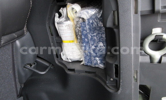 Tenga Tsaru Honda Fit Beige Mota in Beitbridge in Matabeleland South Tenga Tsaru Honda Fit Beige Mota in Beitbridge in Matabeleland South