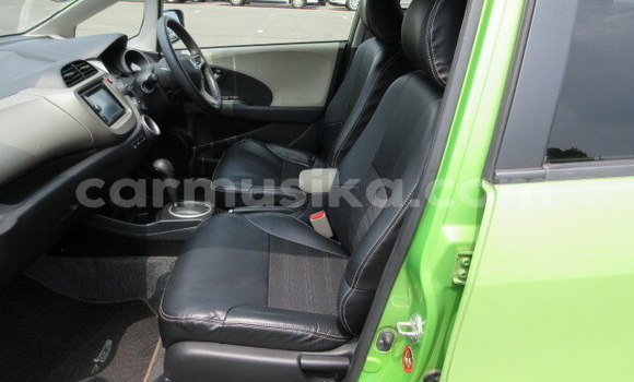 Tenga Tsaru Honda Fit Beige Mota in Beitbridge in Matabeleland South Tenga Tsaru Honda Fit Beige Mota in Beitbridge in Matabeleland South