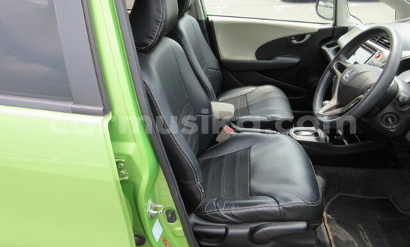 Tenga Tsaru Honda Fit Beige Mota in Beitbridge in Matabeleland South Tenga Tsaru Honda Fit Beige Mota in Beitbridge in Matabeleland South