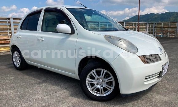 Buy Used Nissan March White Car in Beitbridge in Matabeleland South Buy Used Nissan March White Car in Beitbridge in Matabeleland South