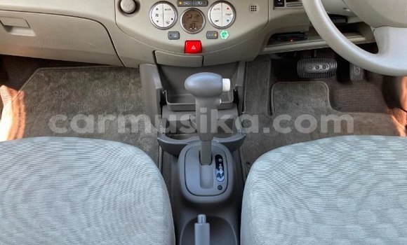 Buy Used Nissan March White Car in Beitbridge in Matabeleland South Buy Used Nissan March White Car in Beitbridge in Matabeleland South