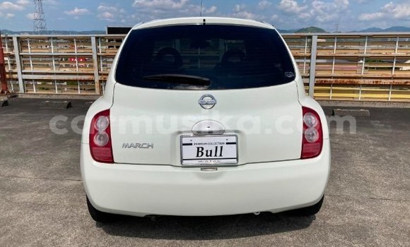 Buy Used Nissan March White Car in Beitbridge in Matabeleland South Buy Used Nissan March White Car in Beitbridge in Matabeleland South