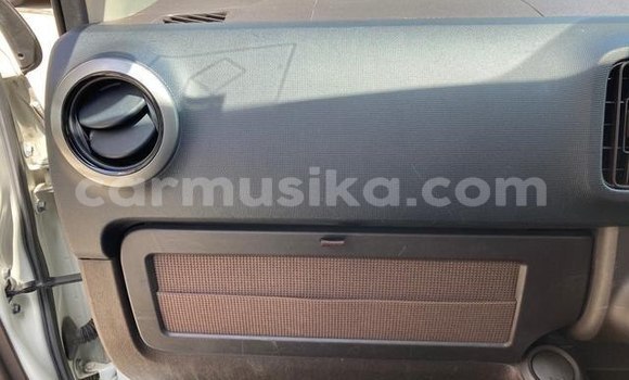 Nunua Ilio tumika Toyota Passo Beige Gari ndani ya Beitbridge nchini Matabeleland Kusini Nunua Ilio tumika Toyota Passo Beige Gari ndani ya Beitbridge nchini Matabeleland Kusini