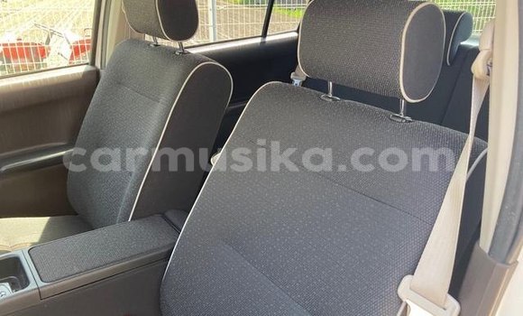 Nunua Ilio tumika Toyota Passo Beige Gari ndani ya Beitbridge nchini Matabeleland Kusini Nunua Ilio tumika Toyota Passo Beige Gari ndani ya Beitbridge nchini Matabeleland Kusini