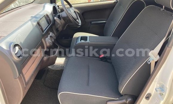 Nunua Ilio tumika Toyota Passo Beige Gari ndani ya Beitbridge nchini Matabeleland Kusini Nunua Ilio tumika Toyota Passo Beige Gari ndani ya Beitbridge nchini Matabeleland Kusini