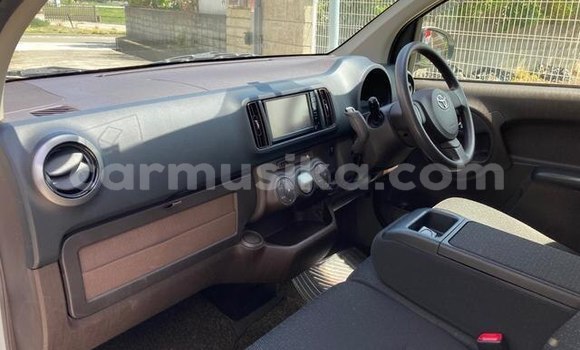 Nunua Ilio tumika Toyota Passo Beige Gari ndani ya Beitbridge nchini Matabeleland Kusini Nunua Ilio tumika Toyota Passo Beige Gari ndani ya Beitbridge nchini Matabeleland Kusini