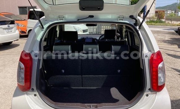 Nunua Ilio tumika Toyota Passo Beige Gari ndani ya Beitbridge nchini Matabeleland Kusini Nunua Ilio tumika Toyota Passo Beige Gari ndani ya Beitbridge nchini Matabeleland Kusini