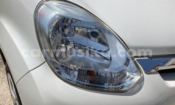 Nunua Ilio tumika Toyota Passo Beige Gari ndani ya Beitbridge nchini Matabeleland Kusini Nunua Ilio tumika Toyota Passo Beige Gari ndani ya Beitbridge nchini Matabeleland Kusini