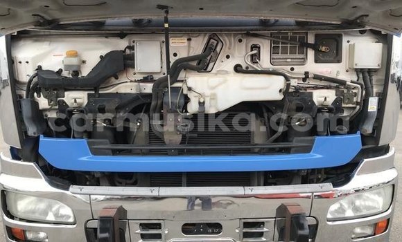 Acheter Occasion Utilitaire Nissan UD Bleu à Beitbridge, Matabeleland South Acheter Occasion Utilitaire Nissan UD Bleu à Beitbridge, Matabeleland South