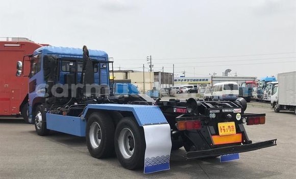 Acheter Occasion Utilitaire Nissan UD Bleu à Beitbridge, Matabeleland South Acheter Occasion Utilitaire Nissan UD Bleu à Beitbridge, Matabeleland South