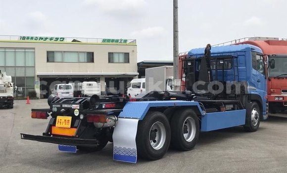 Acheter Occasion Utilitaire Nissan UD Bleu à Beitbridge, Matabeleland South Acheter Occasion Utilitaire Nissan UD Bleu à Beitbridge, Matabeleland South