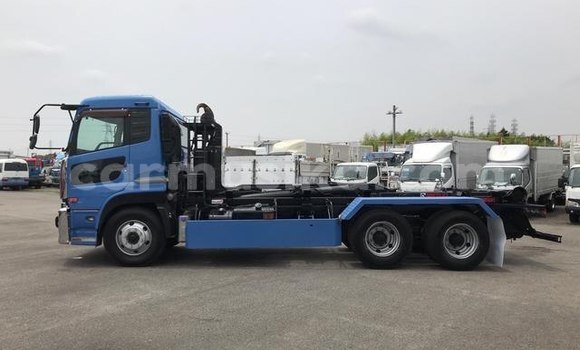 Acheter Occasion Utilitaire Nissan UD Bleu à Beitbridge, Matabeleland South Acheter Occasion Utilitaire Nissan UD Bleu à Beitbridge, Matabeleland South