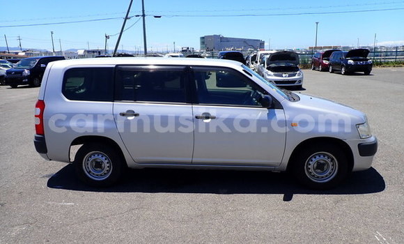 Acheter Occasion Voiture Toyota Succeed Gris à Beitbridge, Matabeleland South Acheter Occasion Voiture Toyota Succeed Gris à Beitbridge, Matabeleland South