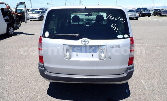 Acheter Occasion Voiture Toyota Succeed Gris à Beitbridge, Matabeleland South Acheter Occasion Voiture Toyota Succeed Gris à Beitbridge, Matabeleland South