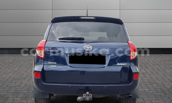 Acheter Occasion Voiture Toyota RAV4 Bleu à Beitbridge, Matabeleland South Acheter Occasion Voiture Toyota RAV4 Bleu à Beitbridge, Matabeleland South