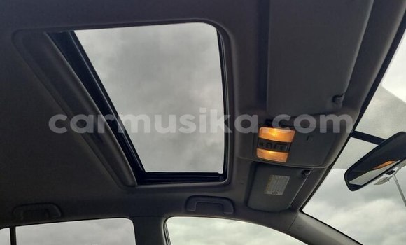 Acheter Occasion Voiture Toyota RAV4 Bleu à Beitbridge, Matabeleland South Acheter Occasion Voiture Toyota RAV4 Bleu à Beitbridge, Matabeleland South